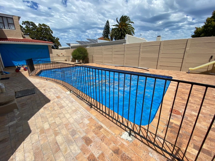 1 Bedroom Property for Sale in Flamingo Vlei Western Cape